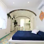 Sorrento Realty Holidays - Erika Apt Positano