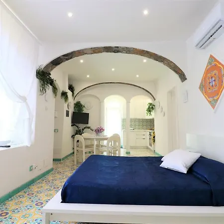 Sorrento Realty Holidays - Erika Apt Позитано