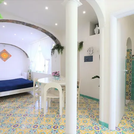Sorrento Realty Holidays - Erika Apt Позитано