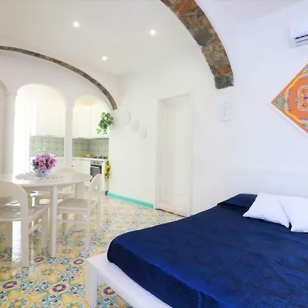 Sorrento Realty Holidays - Erika Apt Apartmán