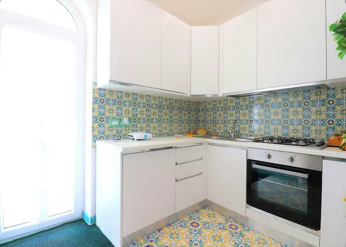 Sorrento Realty Holidays - Erika Apt Апартаменты Позитано