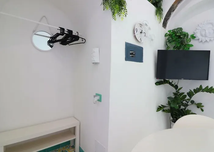 Апартаменты Sorrento Realty Holidays - Erika Apt *